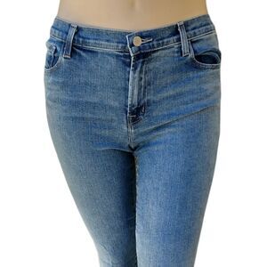 615627....J. Brand Sallie Mid Rise Boot Denim Size 32, 30"Inseam 9 1/2" Rise